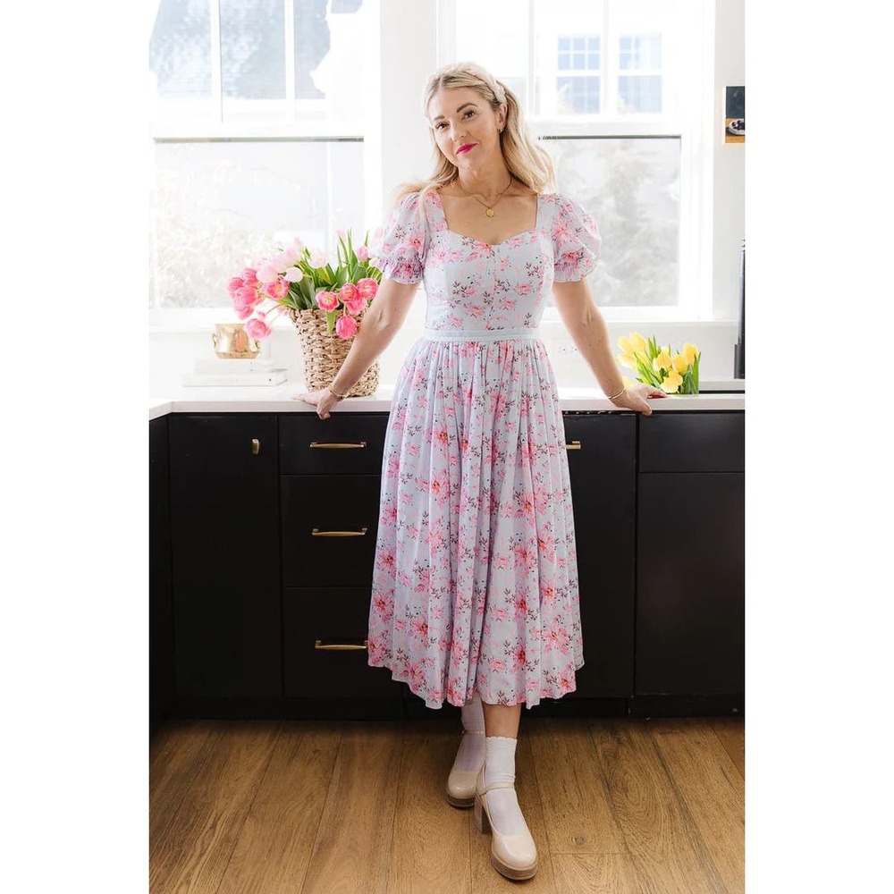 Ivy City Co. Ballerina Dress NWT Pink Blossom Size Medium Floral Spring Midi - Picture 5 of 15